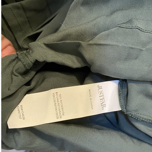 Just Fab Green Button Up Romper Shorts with Pockets!  XXL NWT - Picture 7 of 8